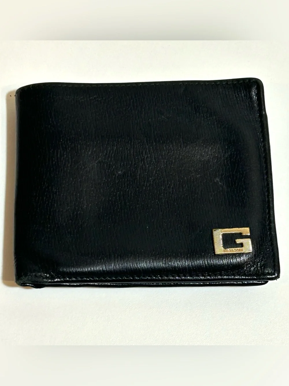 Gucci bifold wallet